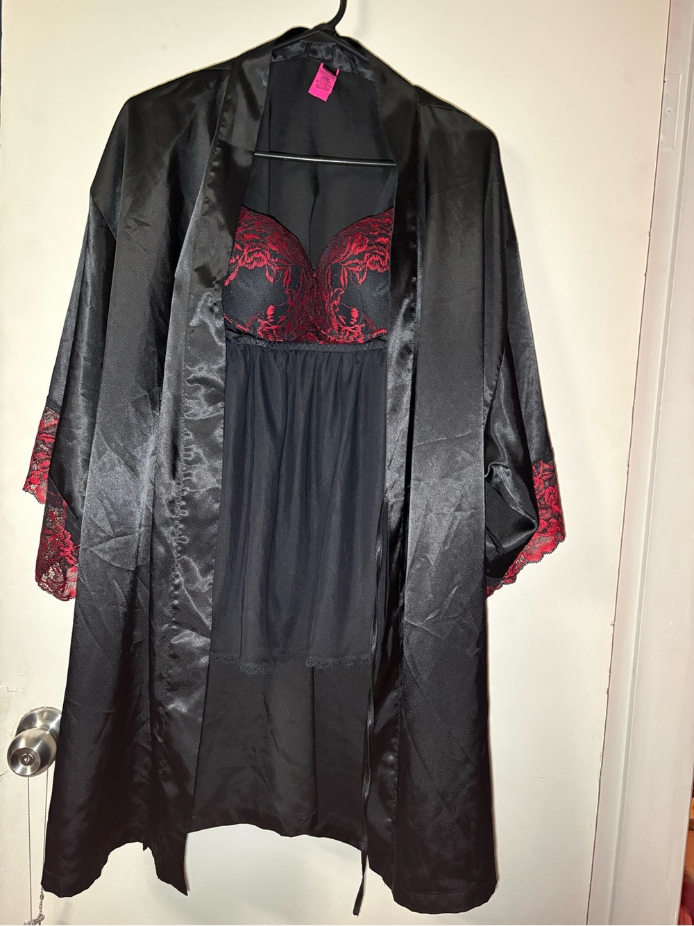 La SENZA Satin Robe and Matching Chemise